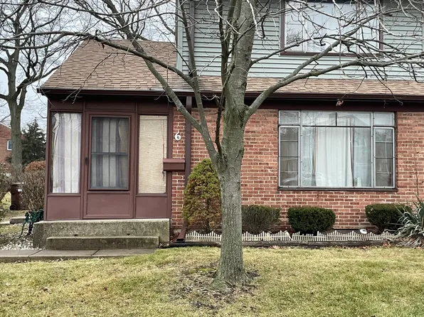 6 Cromwell Rd, Park Forest, IL 60466