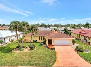 20 Brentwood Ln, Englewood, FL 34223