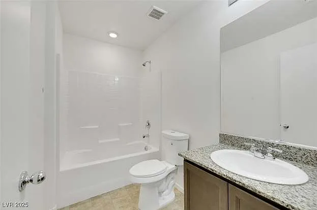 4561 Woolcomber St N — Photo 28