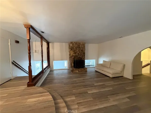 6792 Rolling Hills Dr, Riverside, CA 92505