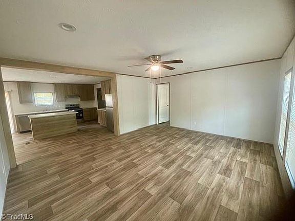 4th image of 2764 Sowers Rd