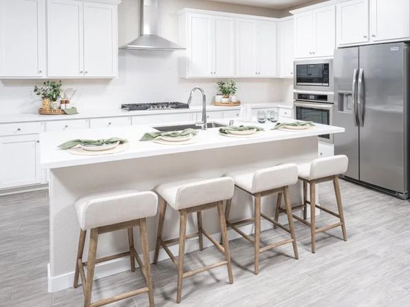 7035 Mariner Bay Rd, Stockton, CA 95219