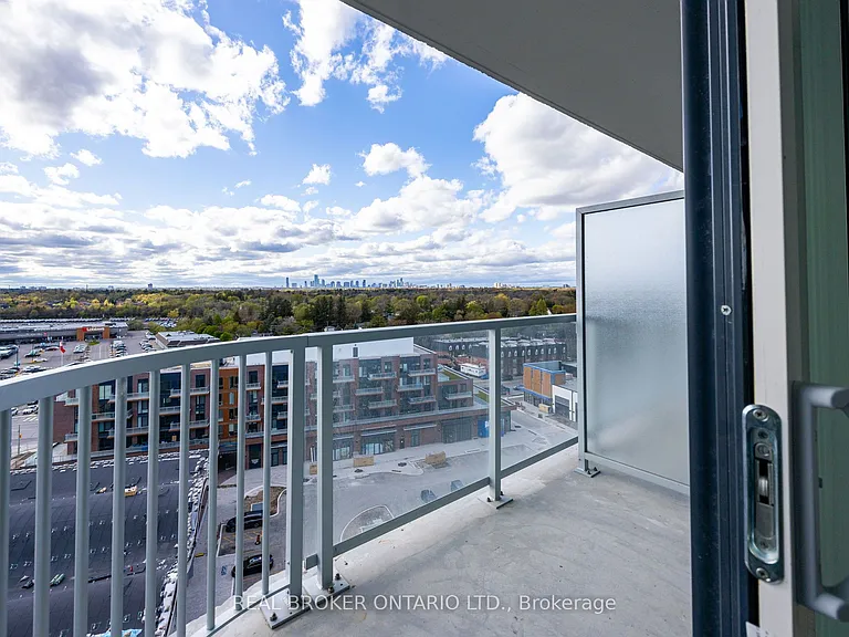 220 Missinnihe Way #1117 — Photo 17