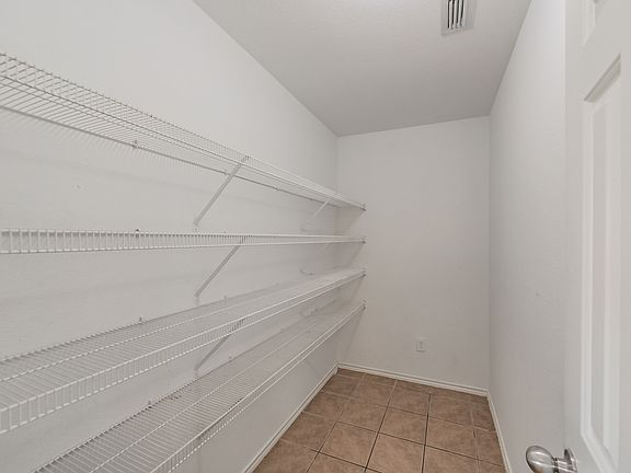 Kitchen pantry