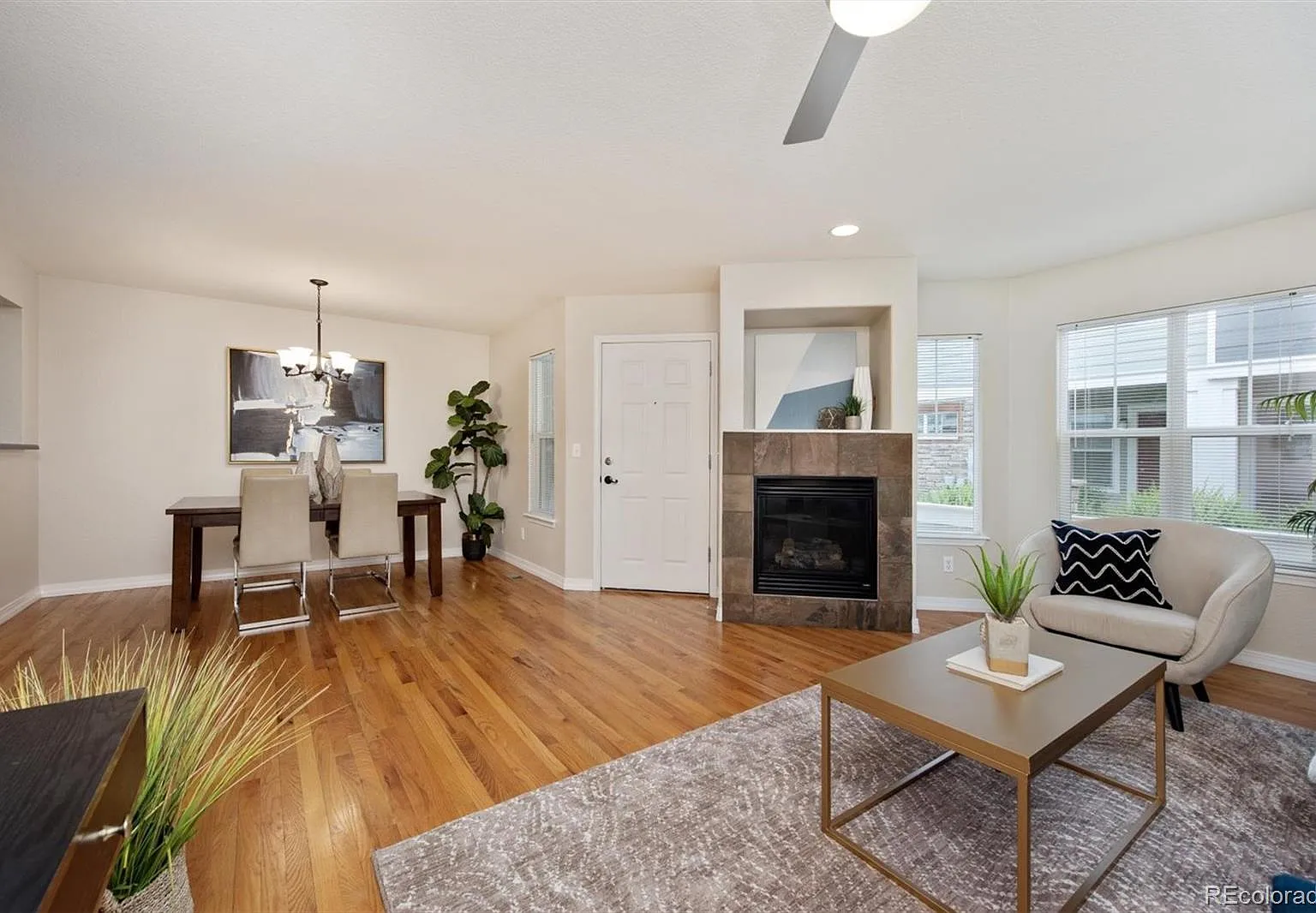 3 bed, 1870 sqft, $2,600 — Photo 4