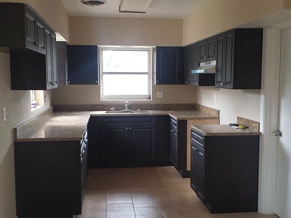 5th image of 1613 Sherwood St