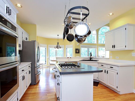 4th image of 26665 N Longmeadow Cir