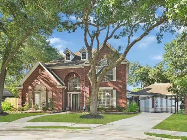 4202 Misty Heather Ct, Houston, TX 77059