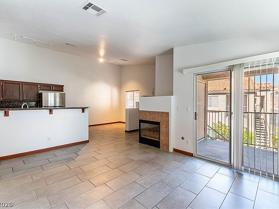 2nd image of 2110 Los Feliz St Unit 2014