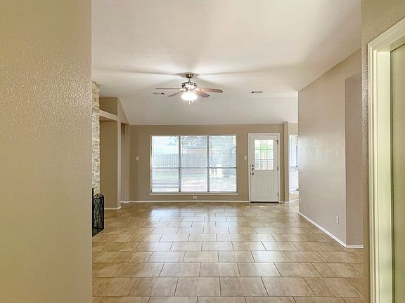 2nd image of 209 N Blue Rdg