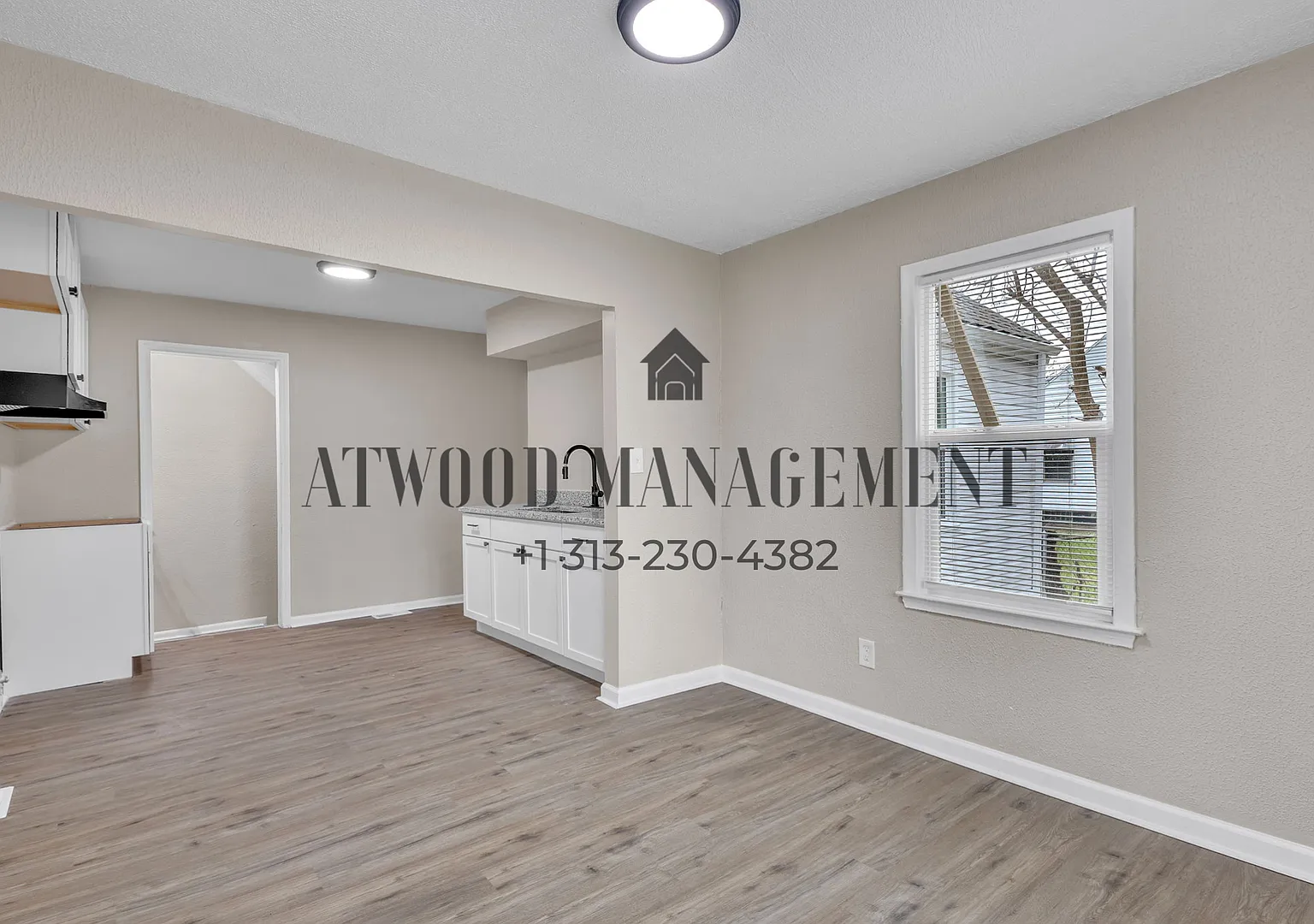 This beautifully updated 3-bedroom, 1-bath single-family home is ready for move-in! — Photo 3