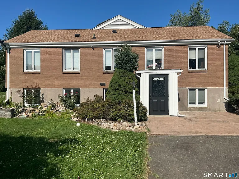 314 Marlborough Rd — Photo 1