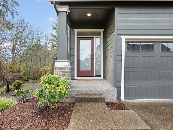 2nd image of 3819 SE Willamette Ave