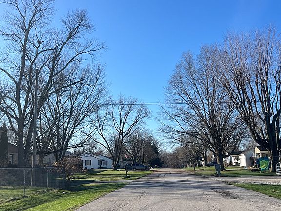 5th image of 1101 Bomar Ln