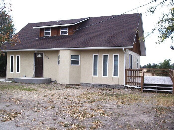 1st image of 530 5th Ave W