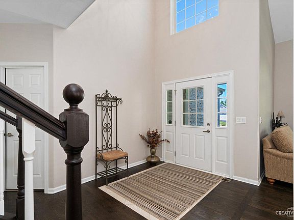 3rd image of 10725 Great Plaines Dr