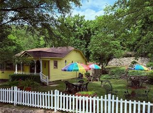 273 N Main St, Eureka Springs, AR 72632