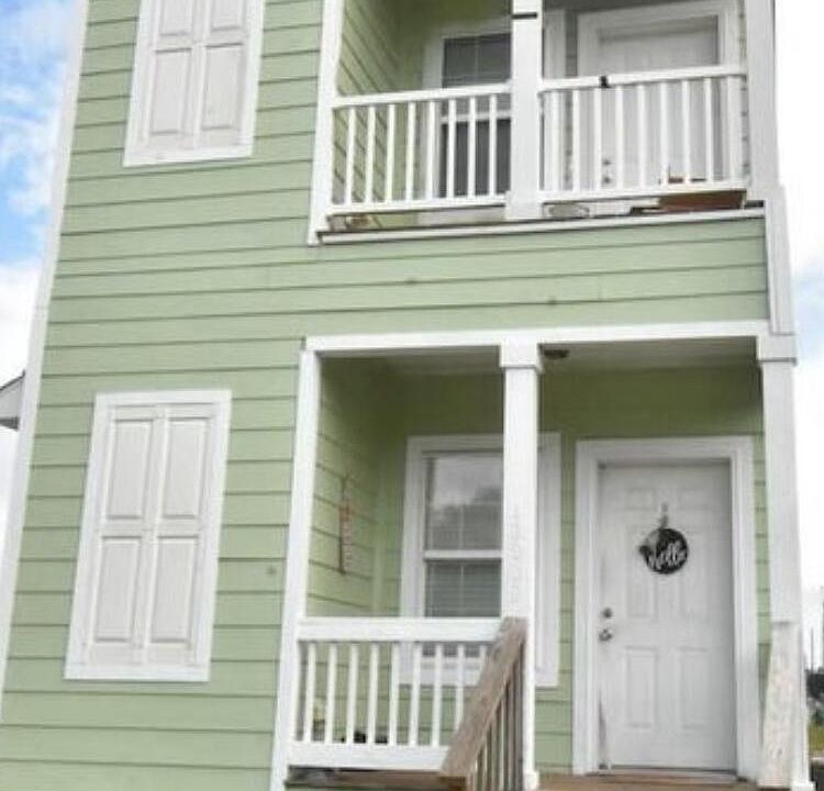 1st image of 12002 Highland Ave