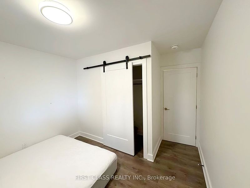 Burlington House for rent - 3 Bedrooms — photo 21