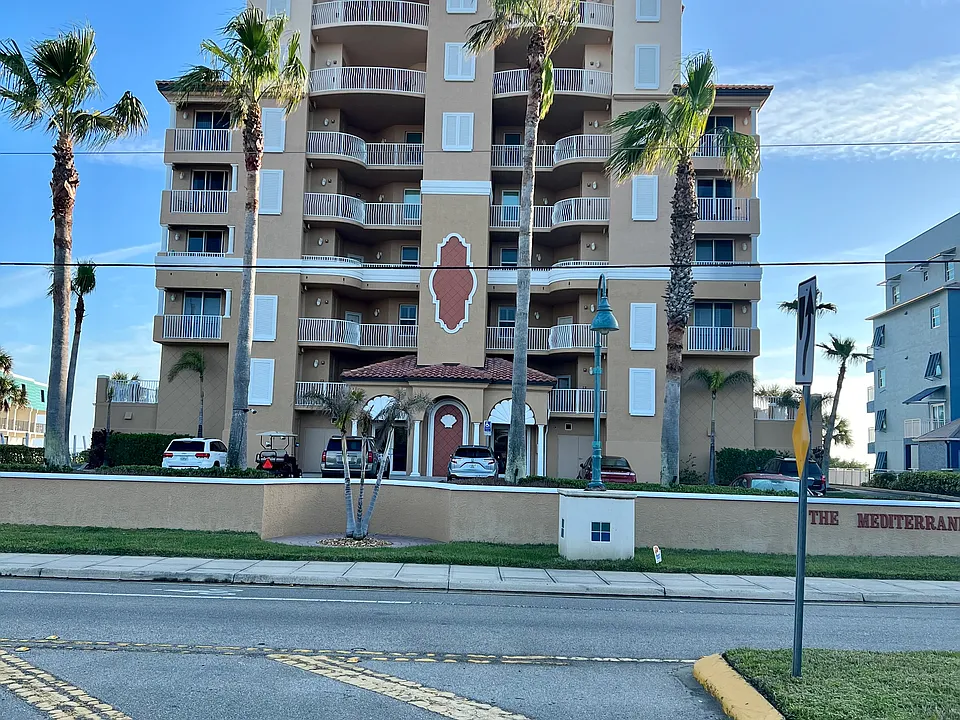 711 S Atlantic Ave #302