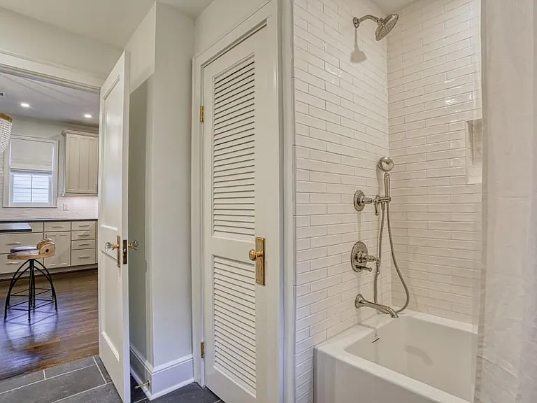 2140 Fairhaven Cir NE — Photo 17