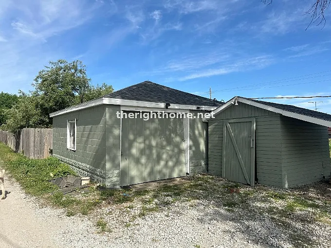 4 bed, 2064 sqft, $1,650 — Photo 3