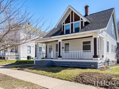 312 Page St NE, Grand Rapids, MI, 49505