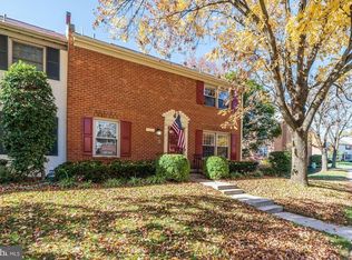 6011 Queenston St, Springfield, VA 22152