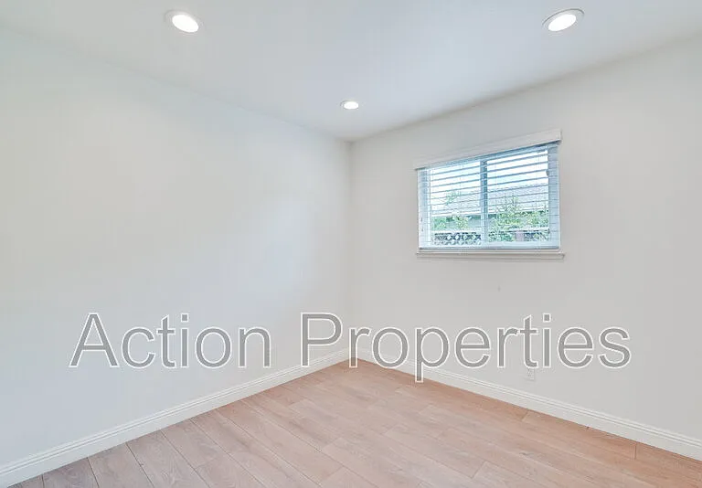 2126 Warmwood Ln — Photo 17