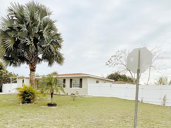 4th image of 8506 Temple Park Dr