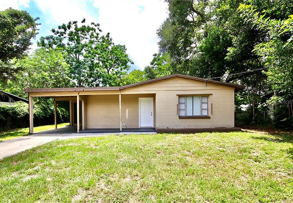 1st image of 895 Golden Isle Dr