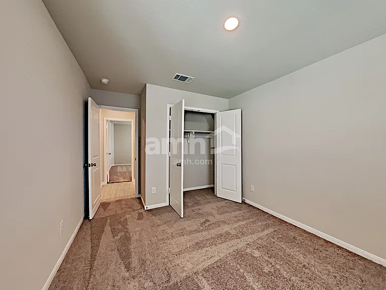 2713 Iberia Ct — Photo 15