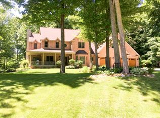 3363 Maryknoll Ct, Green Bay, WI 54313