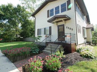 2205 Sunnyside Ave, Elkhart, IN 46516