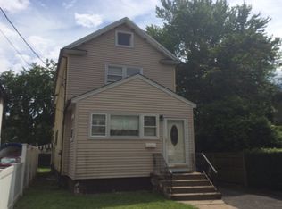 40 Florence St, Englewood, NJ 07631