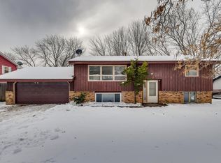 316 Manor Dr NE, Spring Lake Park, MN 55432