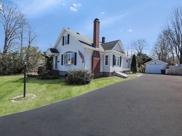 116 Sycamore St, Swansea, MA 02777