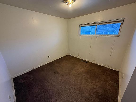 4th image of 2282 Dawnlight Ave