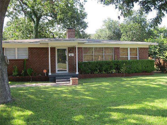 2nd image of 9627 E Lake Highlands Dr