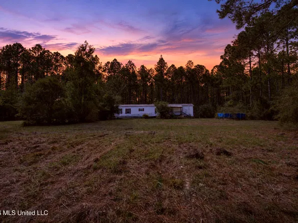 13501 Ridgeland Rd, Vancleave, MS 39565