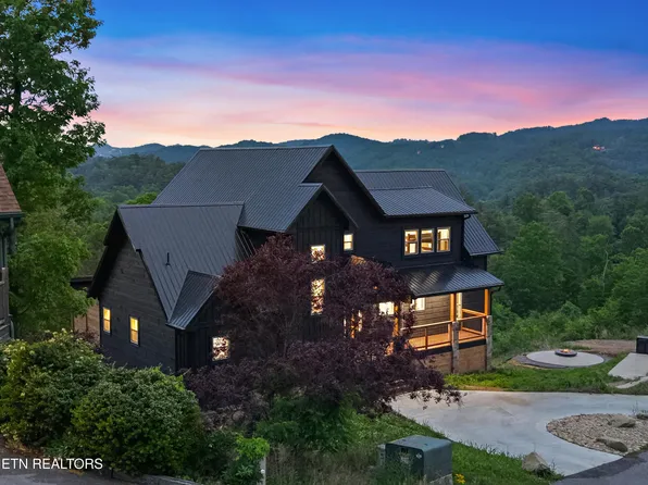 2843 Cedar Falls Way, Sevierville, TN 37876