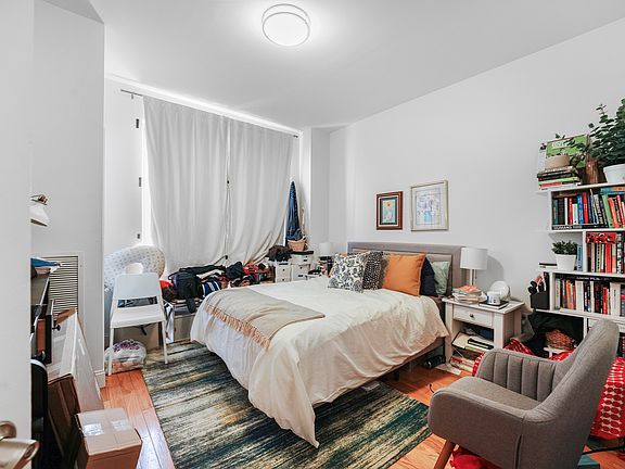 2nd image of 110 4th Ave APT 5F
