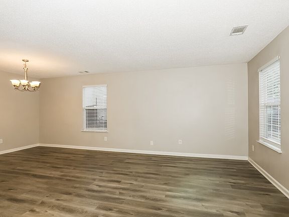4th image of 1112 Saint Phillips Ct