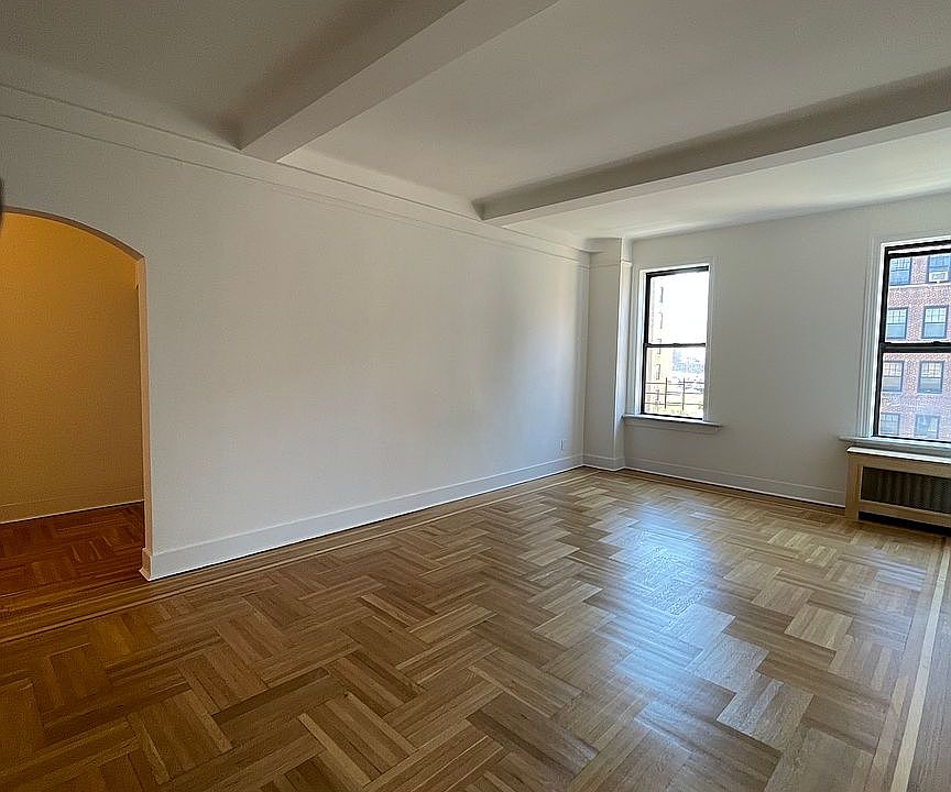 1st image of 175 W 79th St #11A