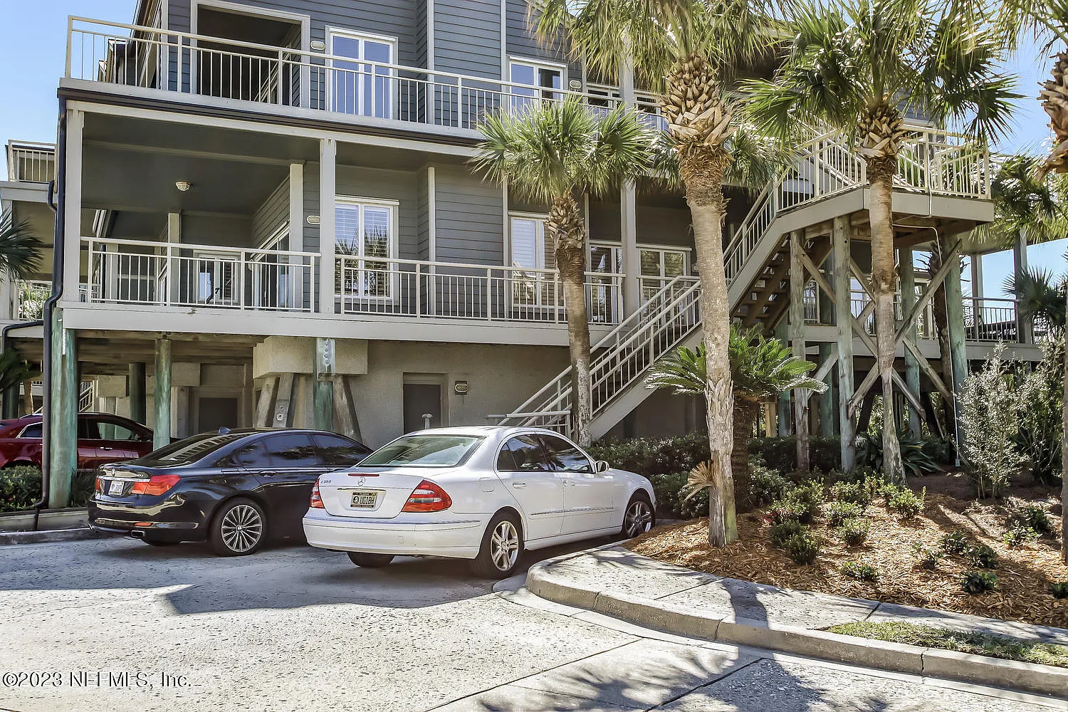 2 bed, 2.0 bath, 1614 sqft, $6,500 — Photo 4