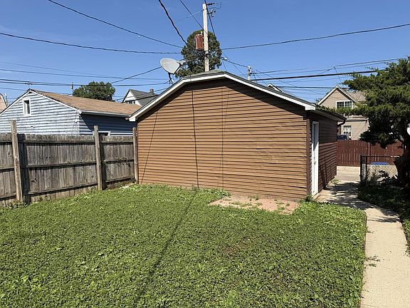 4th image of 2226 S 30th STREET