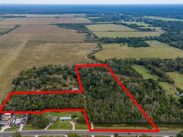 1563 Highway 105 E, Liberty, TX 77575