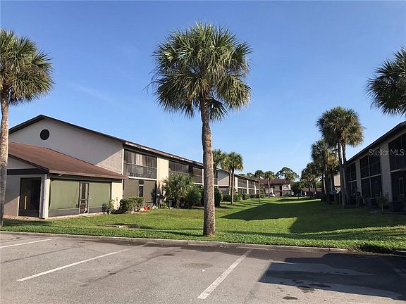 3rd image of 2937 Regency Dr #2937