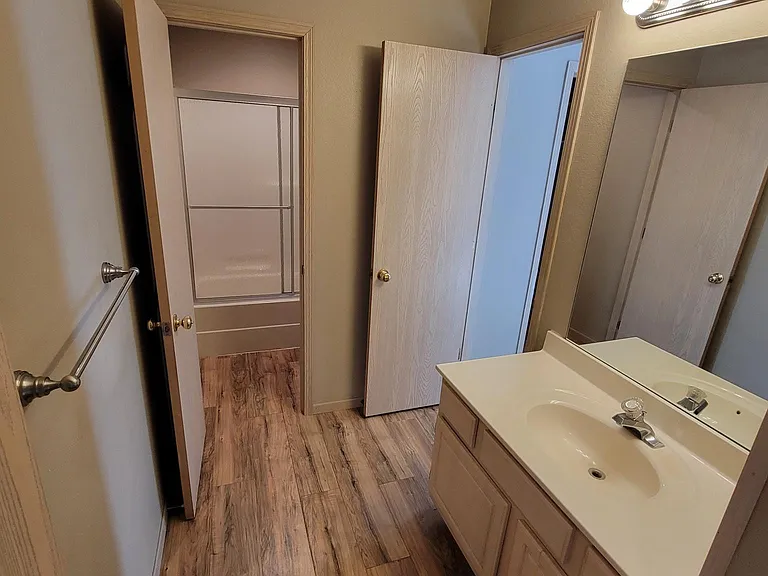 1279 NW Phelps Dr — Photo 15