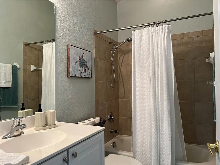 3653 Lakewood Blvd — Photo 23
